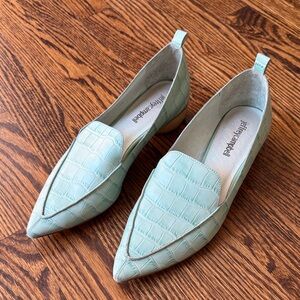 B13 Jeffrey Campbell 6.5 Women’s Light Mint Embossed Loafers
